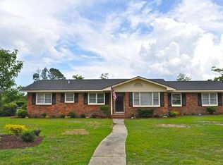 618 Northampton Rd, Fayetteville, NC 28303