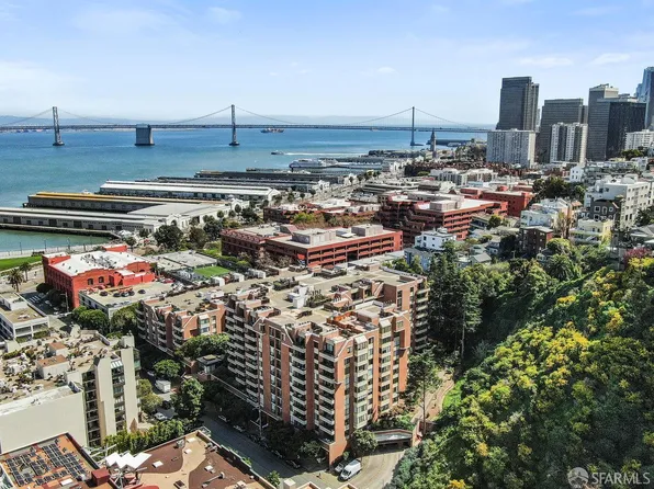 101 Lombard St APT 702W, San Francisco, CA 94111