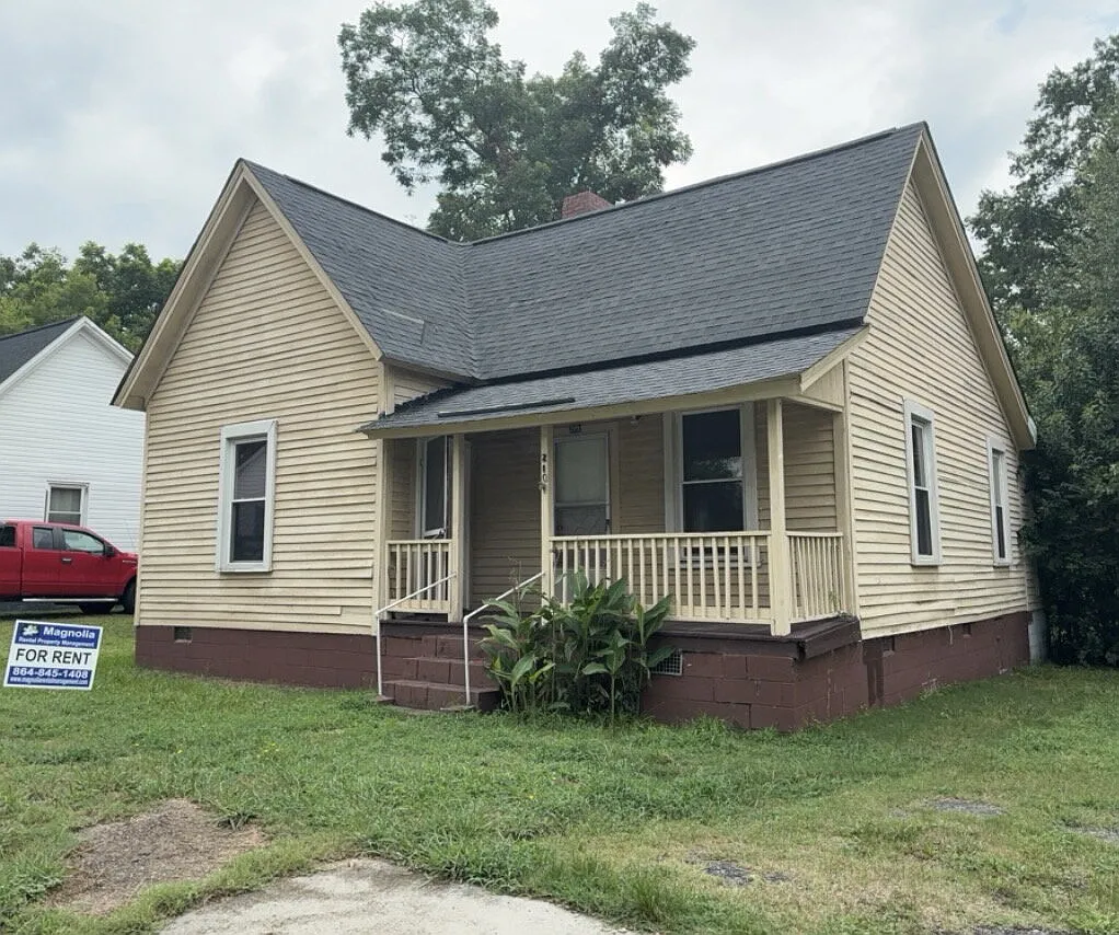 2 bed, 1.0 bath, $1,000 — Photo 1