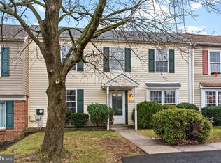 6673 Mayflower Dr, Bensalem, PA 19020