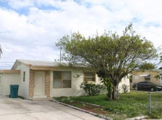2650 NW 2nd St, Boynton Beach, FL 33435