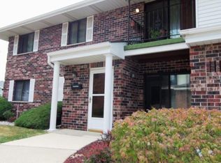 6740 Mariner Dr, Racine, WI 53406