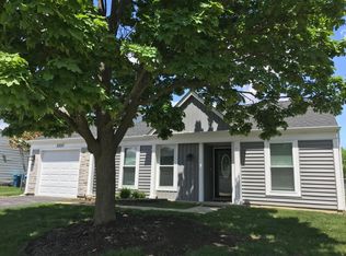 2220 Bannister Ln, Aurora, IL 60504