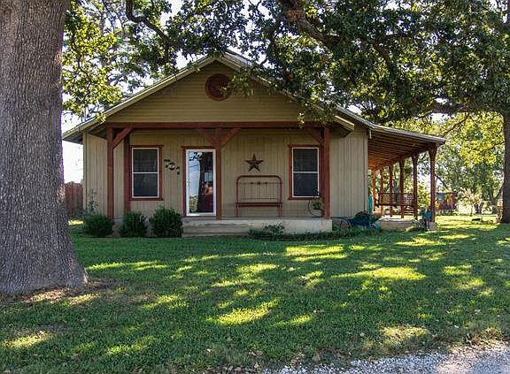 2nd image of 701 Eddy Ave