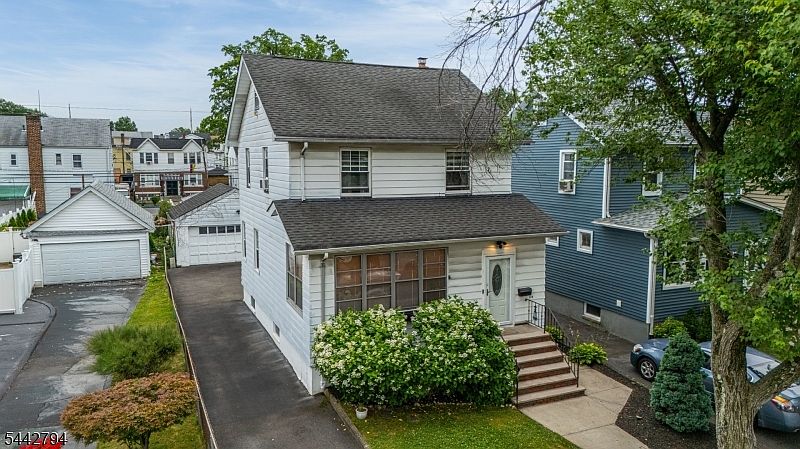 1st image of 114 Ellington St