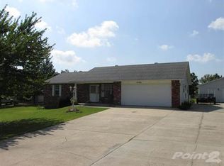 5704 Cedar Ridge Dr, Poplar Bluff, MO 63901