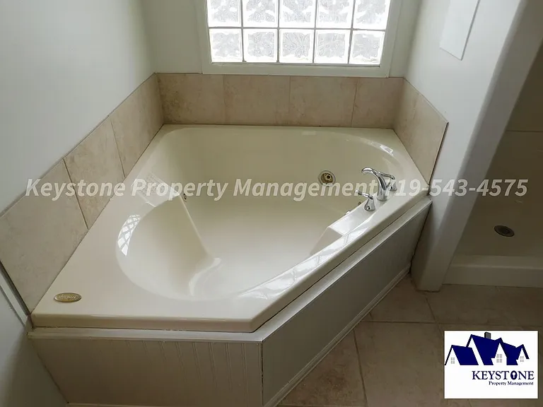 710 S Walton Dr — Photo 12