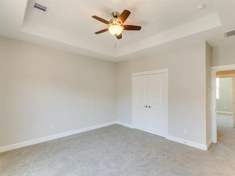 1815 Napa Creek Ln — Photo 26