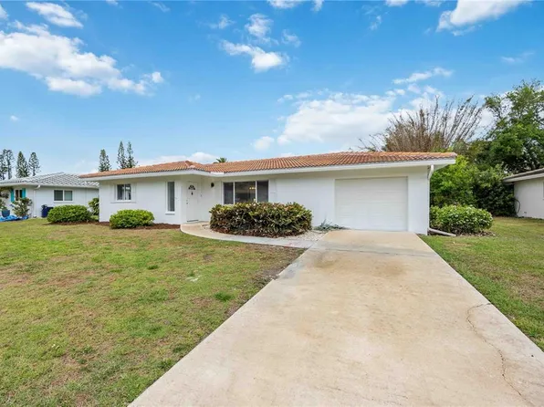 2501 Cass St, Sarasota, FL 34231