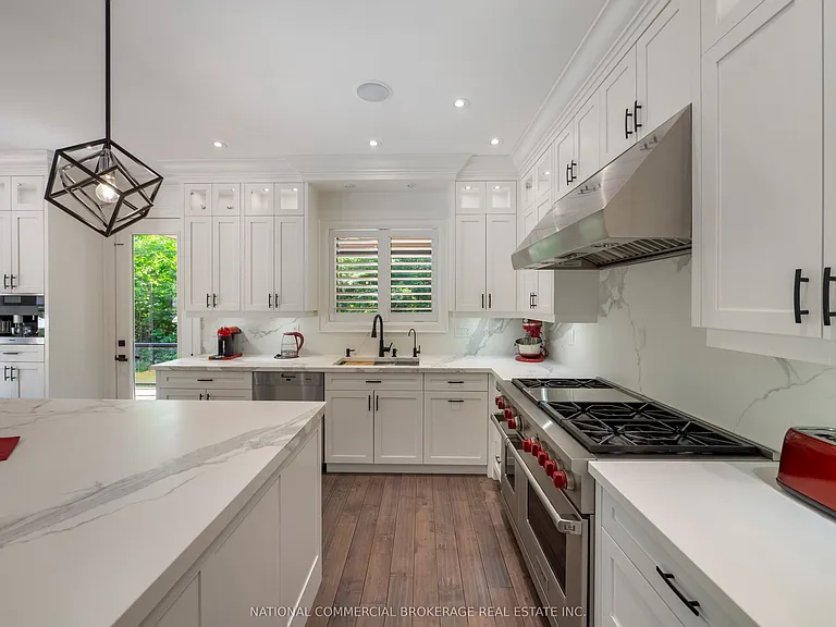 10088 Old Pine Crest Rd — Photo 7