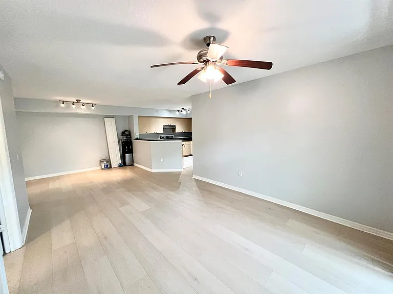 4021 San Marino Blvd #202 — Photo 5