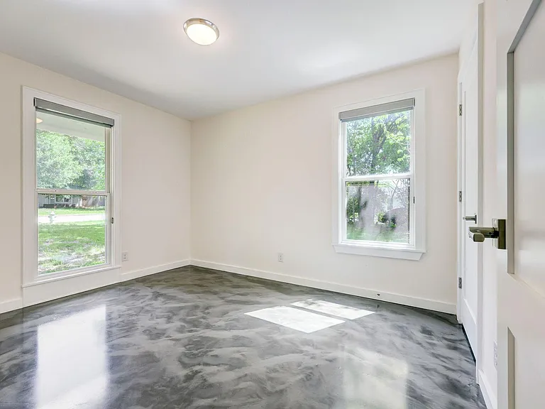 3100 Ray Wood Dr — Photo 14