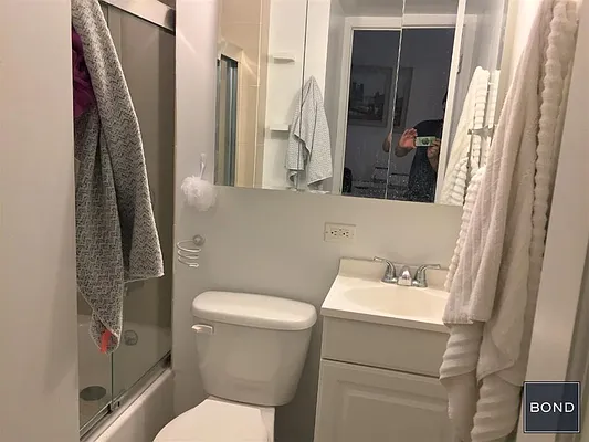 Rented by Bond New York | media 20