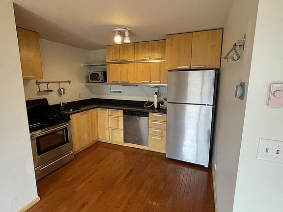 2nd image of 5054 49th Ave S