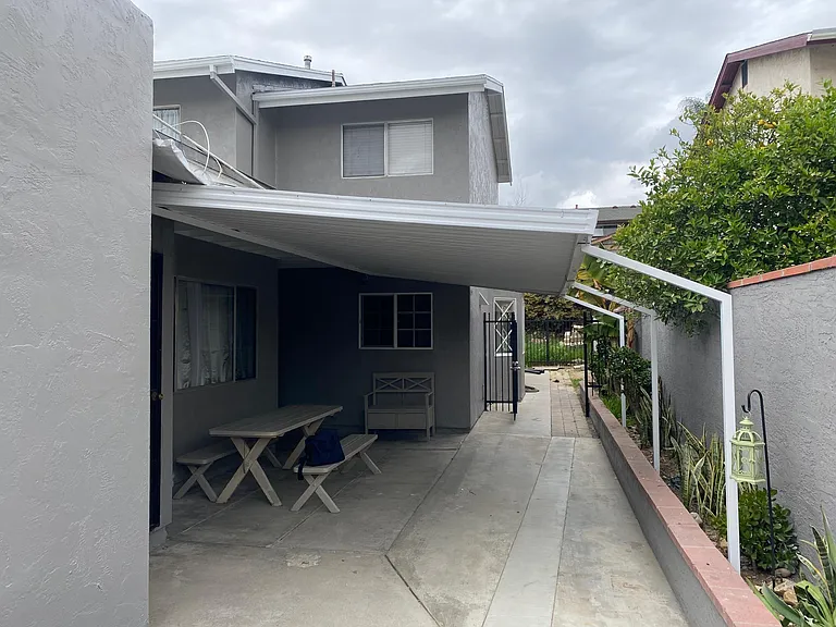 Bishop St — Photo 11