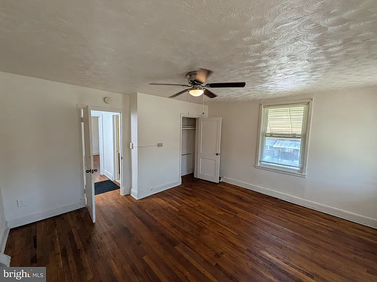 3018 Larue Sq E — Photo 50