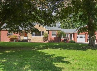 10413 Johnnycake Ridge Rd, Concord Township, OH 44077