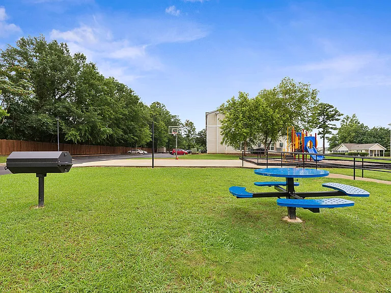 Barrington Parc — Photo 19