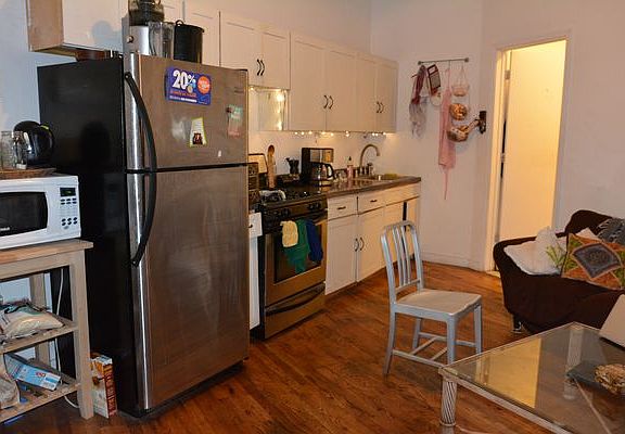 5th image of 54 Knickerbocker Ave #211