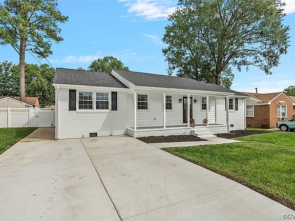 3rd image of 914 Dogwood Dr