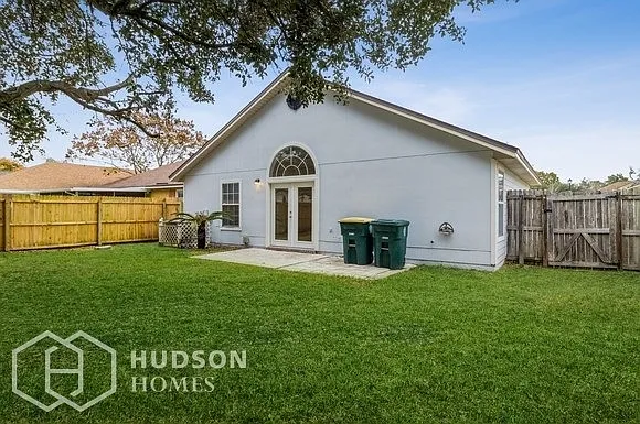 1664 Hudderfield Cir W — Photo 17