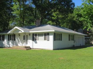 6900 Hiawatha Dr, Coloma, MI 49038