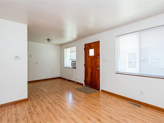 4th image of 26 Mello Ave