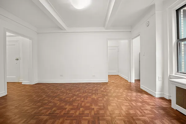 Rented by Cooper & Cooper Real Estate | media 16