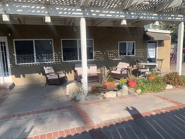 4150 N Business St — Photo 21