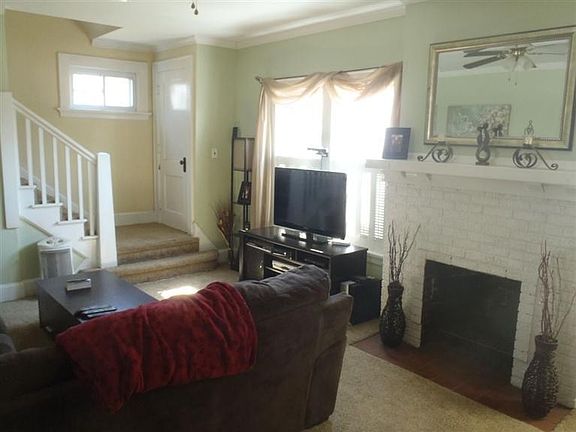 2nd image of 401 Aberdeen Dr
