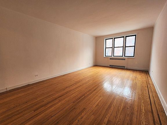 5th image of 69-10 Yellowstone Blvd #116