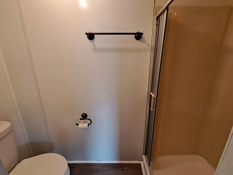 2821 Hillcrest Ave #8 — Photo 12