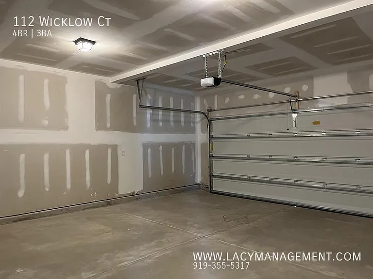 112 Wicklow Ct — Photo 39