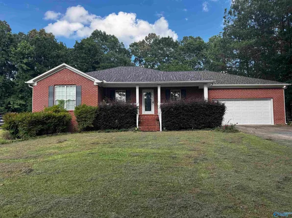 3197 Hawthorne Cir, Southside, AL 35907