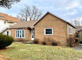 205 W Cleveland St, Spring Valley, IL 61362