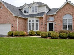 680 Samantha Cir, Geneva, IL 60134