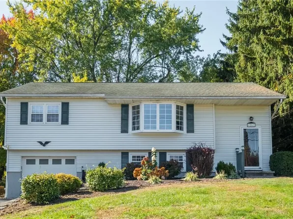 26 Regency Drive, Wappingers Falls, NY 12590