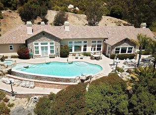22400 N Bear Creek Dr, Murrieta, CA 92562