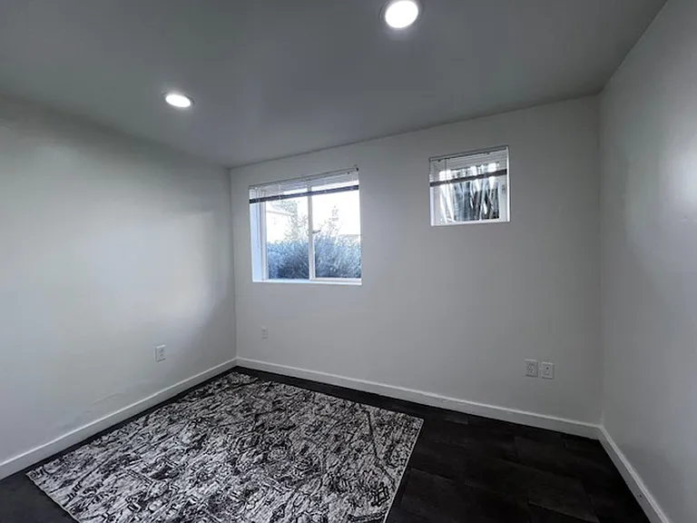 731 Willow St — Photo 30