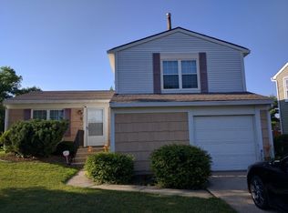 1857 Brighton Cir, Aurora, IL 60506