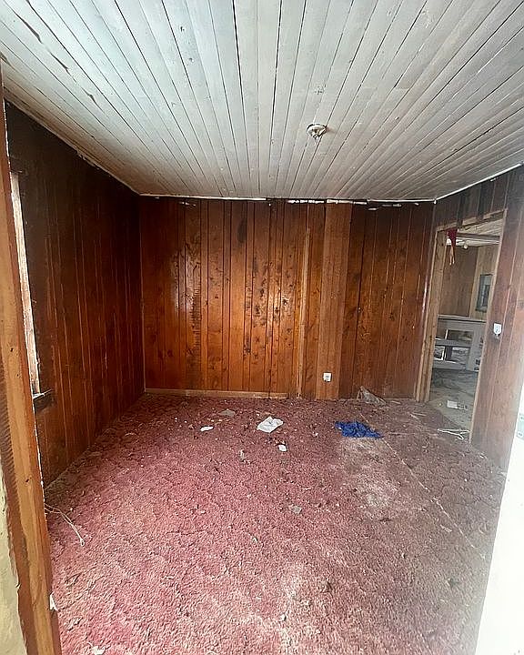 1st image of 403 Benson St