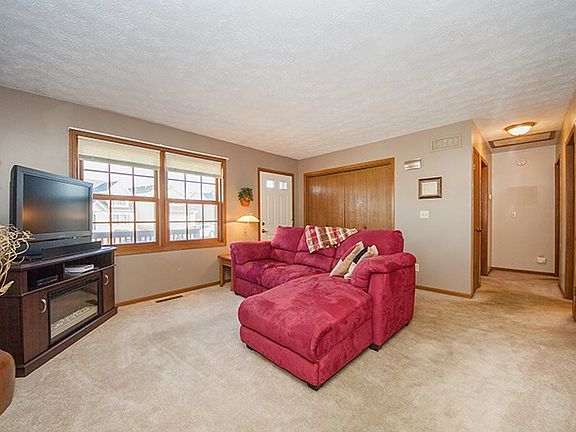 2nd image of 2845 W 63rd St