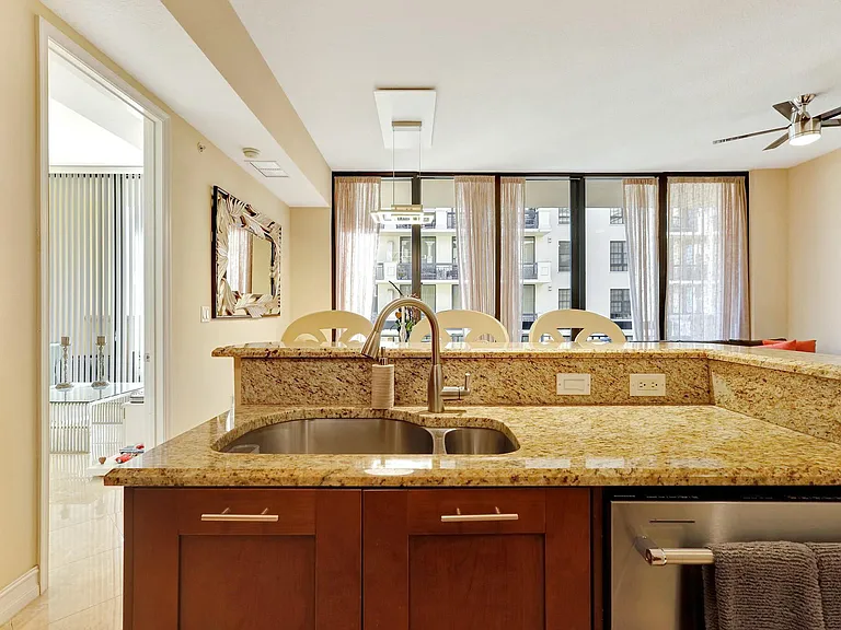 701 S Olive Ave #1909 — Photo 6