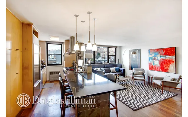 Sold by Douglas Elliman | media 21