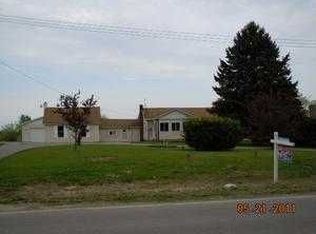 12280 Sumpter Rd, Carleton, MI 48117