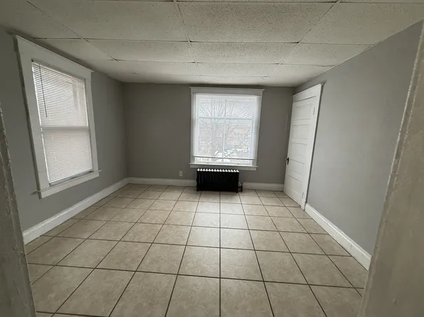 314 W Vine St, Kalamazoo, MI