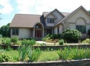 1776 Pero Lake Rd, Lapeer, MI 48446