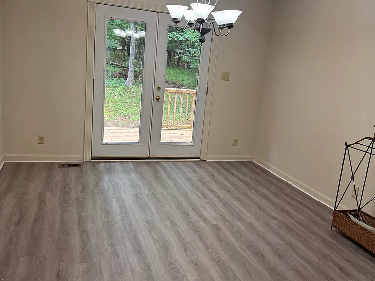 112 Oak Leaf Cir — Photo 14