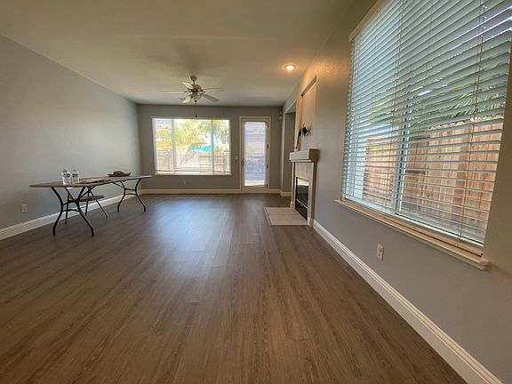 4th image of 1725 Savory Dr