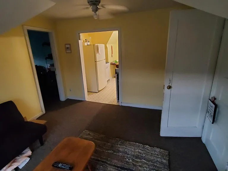 649 Erie St SE #5 — Photo 15